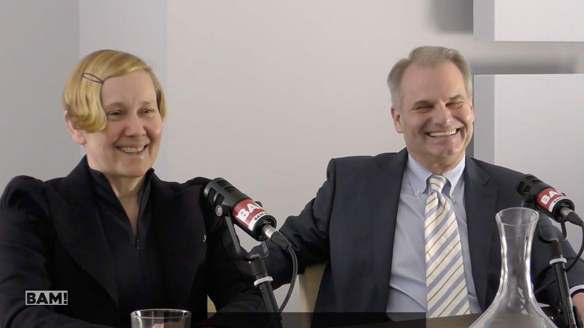 BAM! News - 1/3 Viviane Fischer, Reiner Fuellmich : Interview en anglais - Interview in English